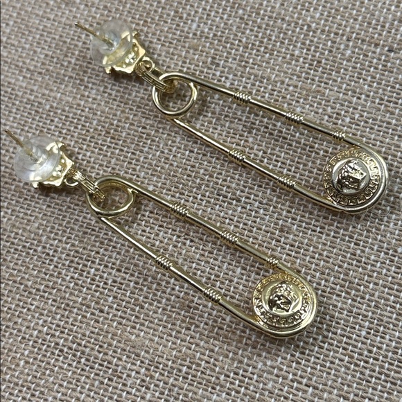 Gold Medallion Drop Earrings - Women Jewelry - Picture 3 of 3